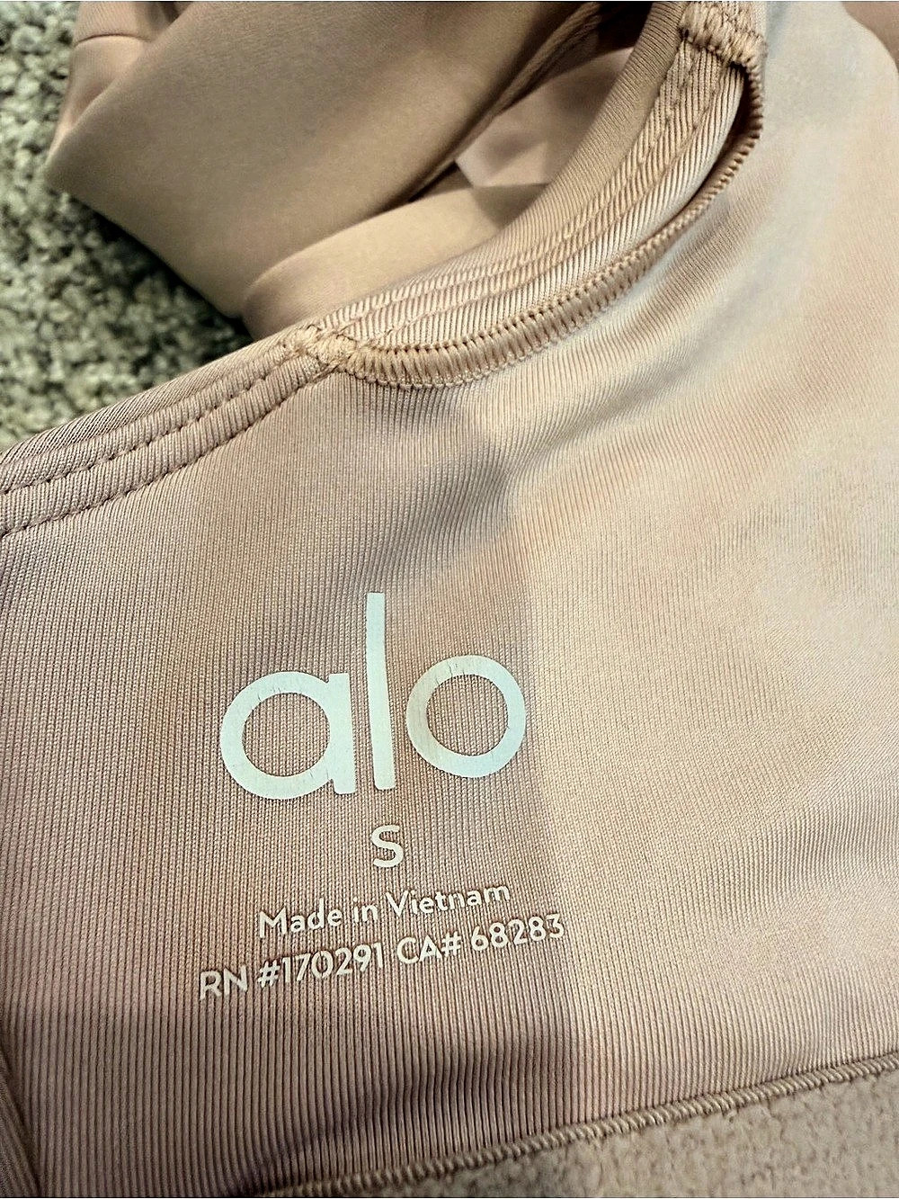 alo Pink Racerback Sports Bra Size Small - Picture 4 of 5